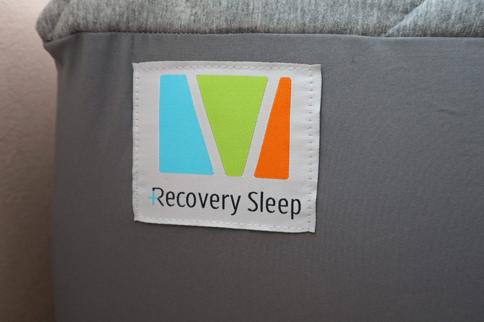 Recovery Sleep ロゴ